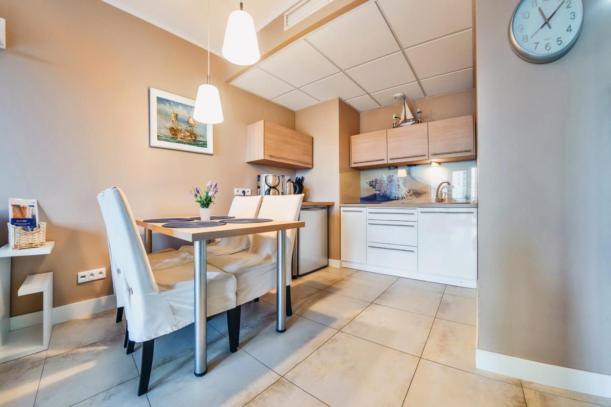 Apartamenty Sun & Snow Wechta - Promenada Gwiazd Z Sauna Miedzyzdroje Kültér fotó